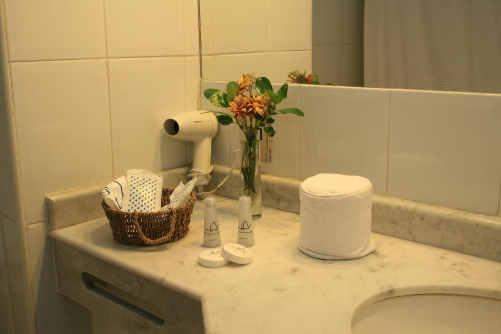 Hotel Acacias De Vitacura Santiago Szoba fotó